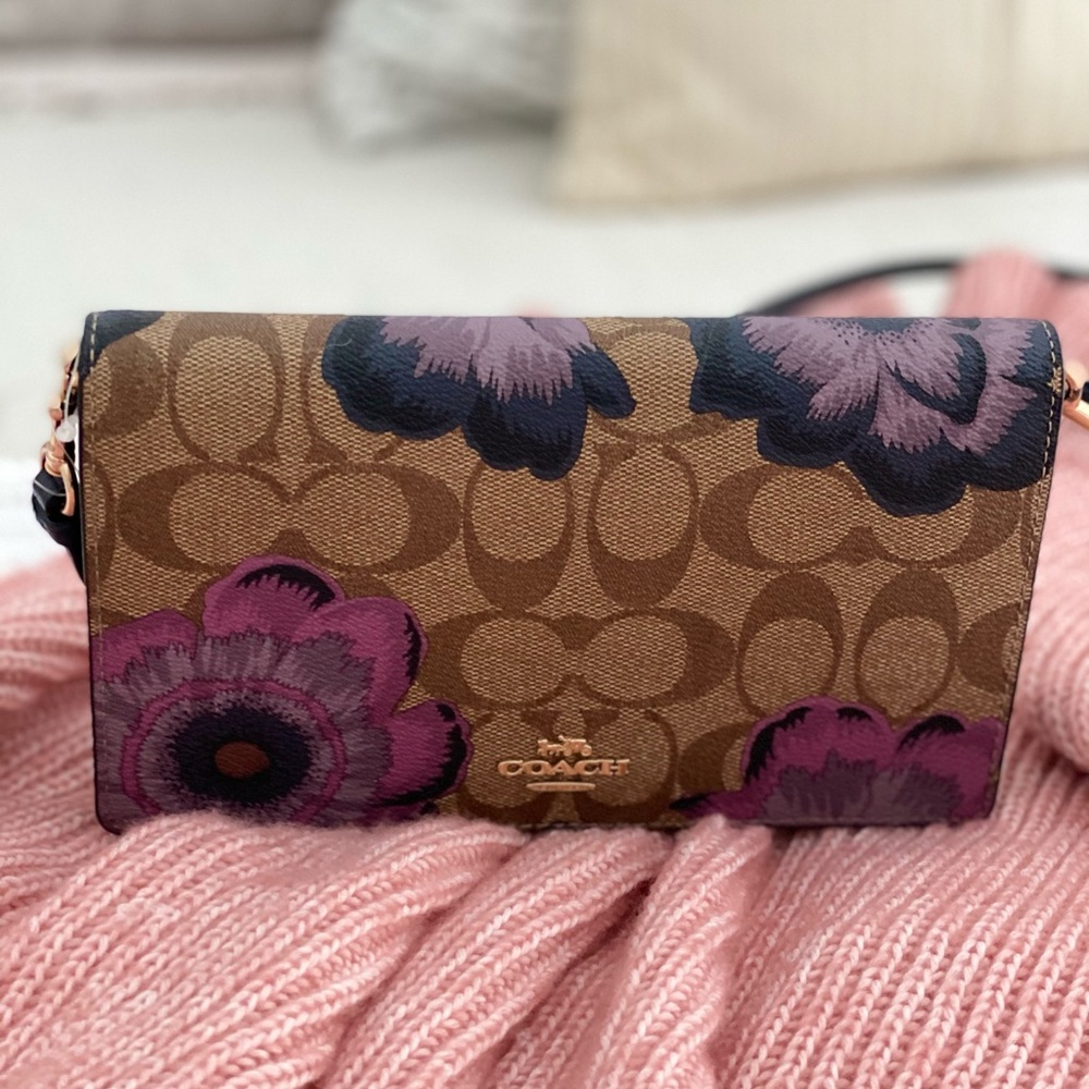 🆕 COACH | Purple Floral Purse BOXED - Picture 9 of 16
